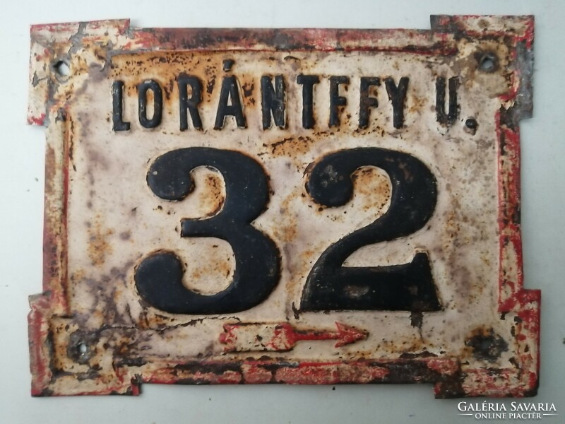 ANTIK UTCA- ÉS HÁZSZÁM  -  LORÁNTFFY U. 32