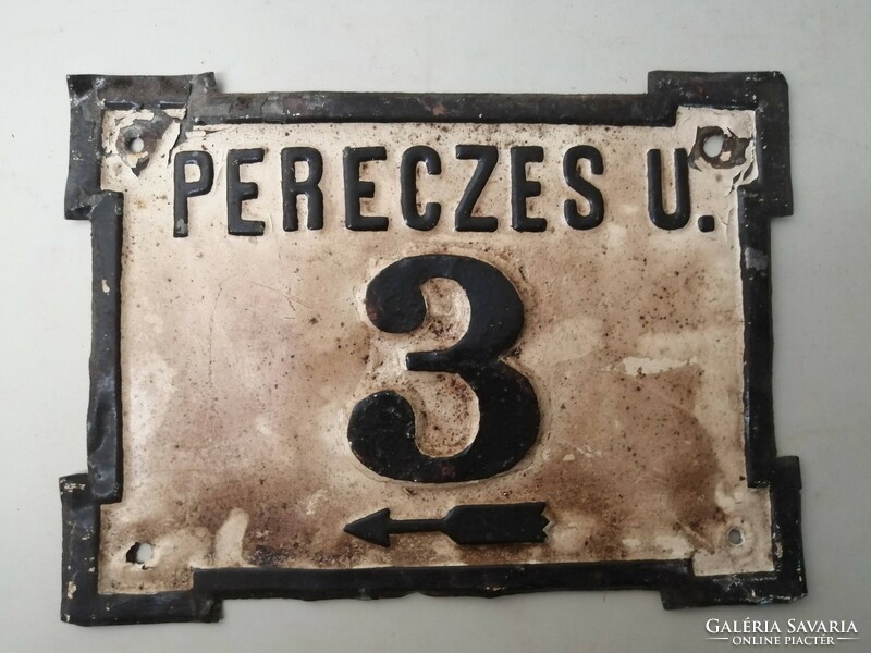 ANTIK UTCA- ÉS HÁZSZÁM  -  PERECZES U. 3