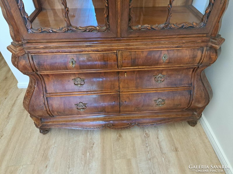 Flamand stílusú antik vitrin, könyves szekrény