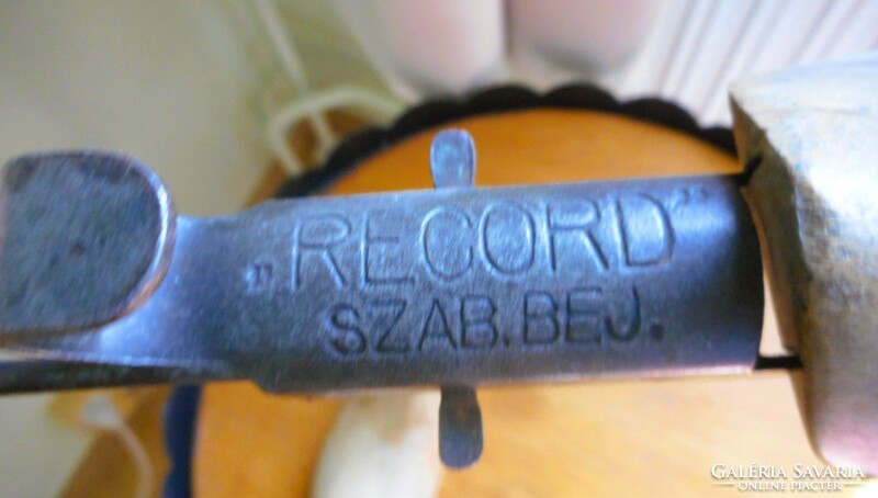 "Rekord" régi, állítható női kaptafa (szabadmilag bejelentett)
