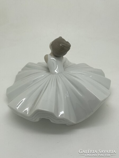 Lladro Nao porcelán figura ülő balerina 1283 8.5cm
