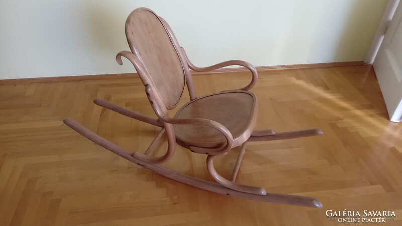 Thonet gyerek hintaszék