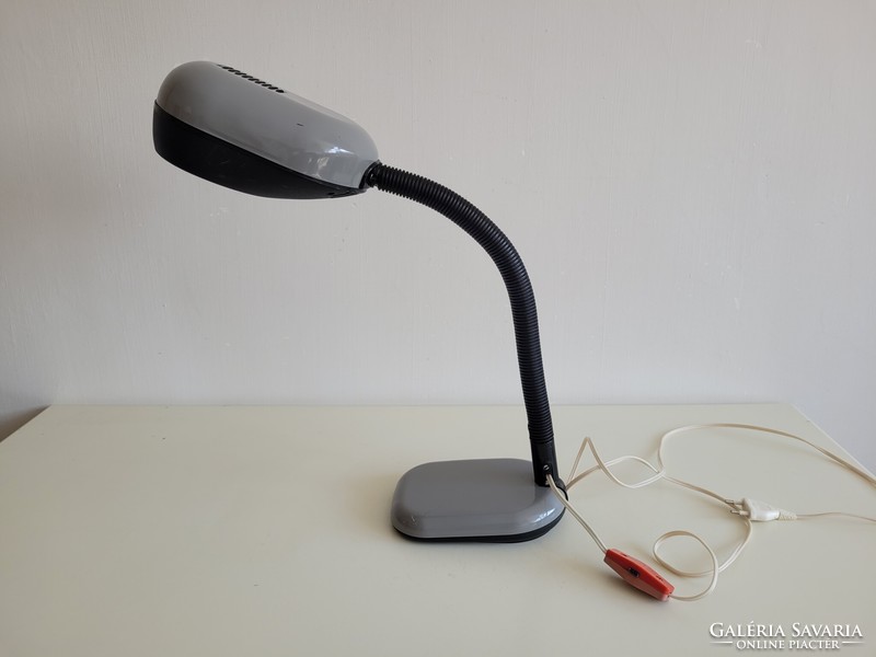 Retro régi nagy méretű gégecsöves szürke mid century lámpa space age