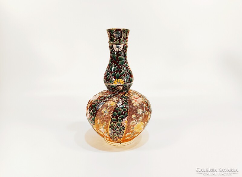 FISCHER J. ANTIK PORCELÁN VÁZA ,25 CM MAGAS (R024)