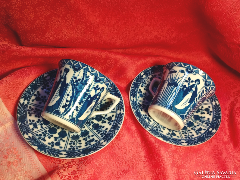 Kangxi "Long Elisa" mintával kék-fehér kínai csésze aljjal, 2 pár