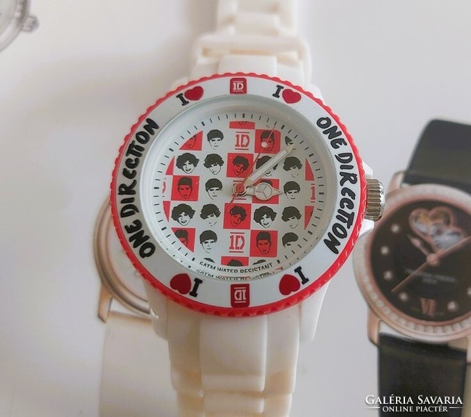 (K) One Direction (Citizen) quartz karóra