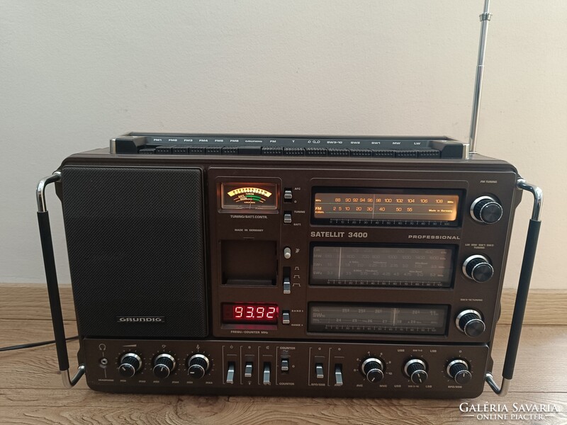 Grundig Satellit 3400
