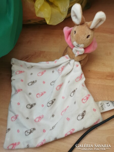 Nyúl Péter szundikendők 001. - Peter Rabbit naps 001.