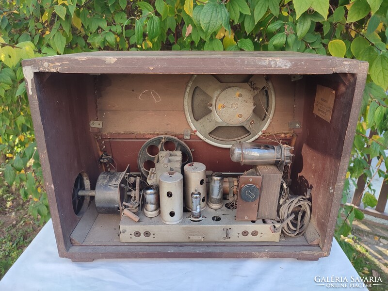 Terta T 325 régi rádió