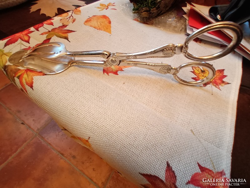 Ezüstözött tortacsipesz