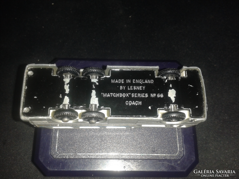 Matchbox Series No.66 Coach "Greyhound" - Made in England