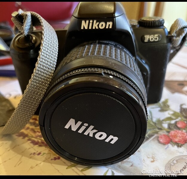 Nikon F65 Filmes fényképezőgé p + szűrő