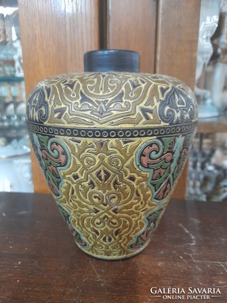 Alt Wien Wilhelm Schiller & Son. Gerbing & Stephan Kerámia Váza.1885-1914. 16 cm