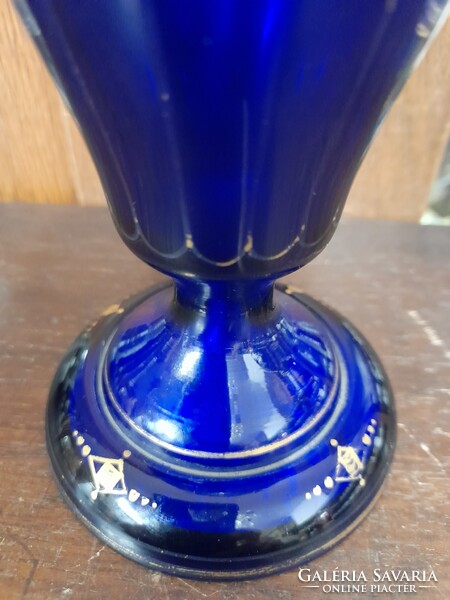 Alt Wien,Bécsi Biedermeier Ca.1910 Kék Üveg Kehely Aranyozott Puttós Dekorral.21 cm.