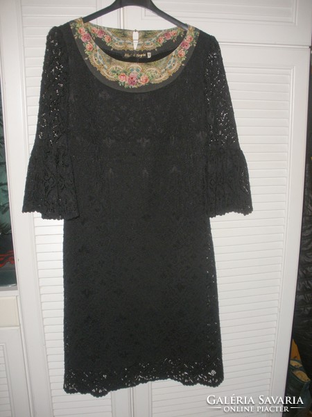 Michal Negrin ruha