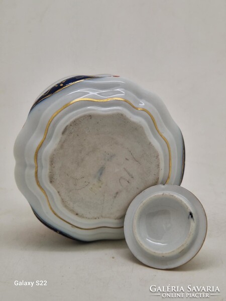 Meissen Porcelain Kakeimon Flower Inkpot with Lid 5.5cm 18th Century