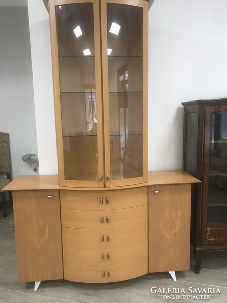 Nappali vitrines szekreny
