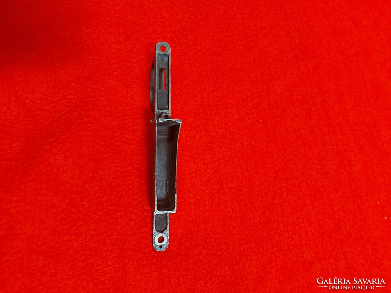 MAUSER ALKATRÉSZ