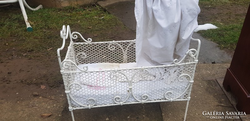 Régi vas játék ágy....kb 60 cm...