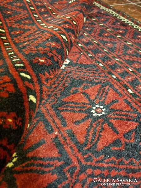 IRÁNI BELUDJ szőnyeg, 214x114 cm