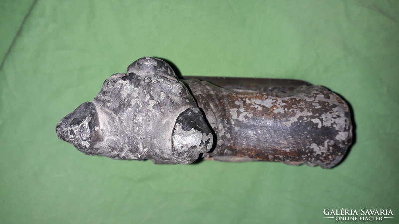 Antik bronzírozott fém asztali polcdísz mécsestartó MOPSZ KUTYA SZOBOR 18 x 16 x 10 cm képek szerint