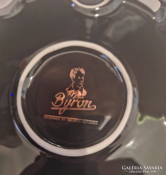 Cohiba szivar hamutál 4 szivar részére új bontatlan porcelán