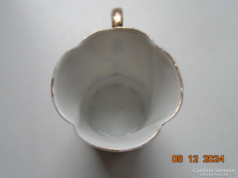 1901 Szecessziós,architekturális ,eozin mázas, arany mintás kávés csésze lila virágokkkal