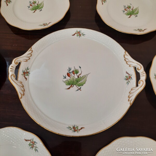 Herendi hecsedli, csipkebogyó mintás porcelán süteményes készlet