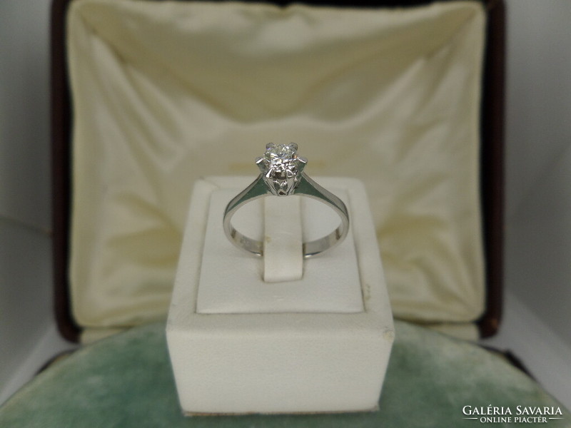 Fehérarany brilles szoliter gyűrű cca 0.28 ct
