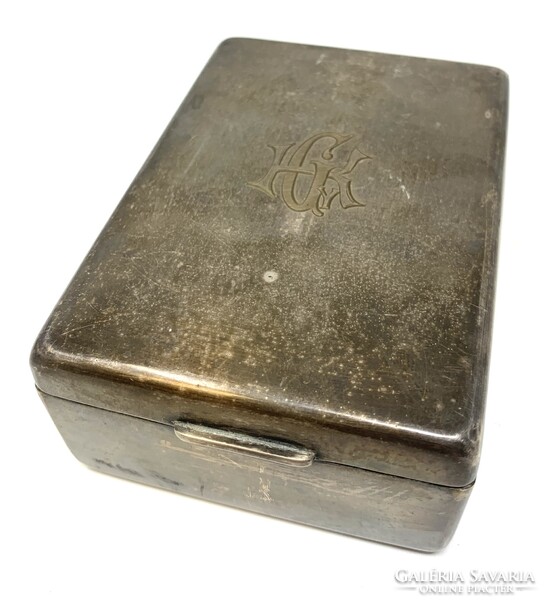 Ezüstözött jelzett Sandrik szivartartó doboz fa belsővel KGY monogrammal RZ