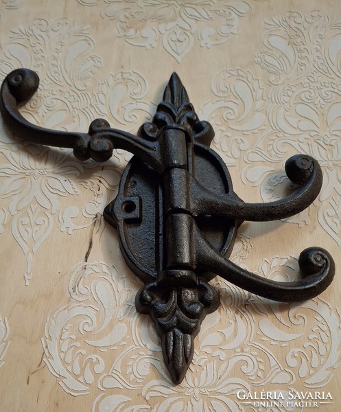 Nagyméretű öntöttvas 3 akasztós forgatható fogas , akasztó  , ruhatartó  , provence  , vintage