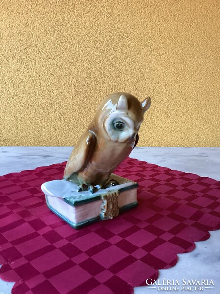 Zsolnay porcelán bölcs bagoly 16 cm.