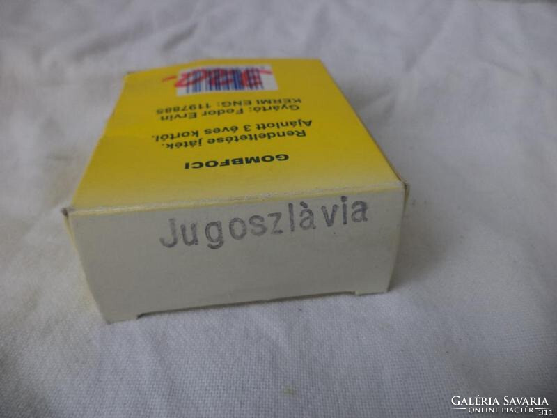 Jugoszlávia retro gombfoci csapat, dobozos (2428)
