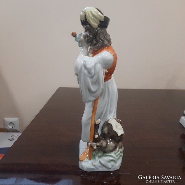 Herendi Búsuló Juhász, paraszt, Betyár porcelán figura. 1. Oszt.