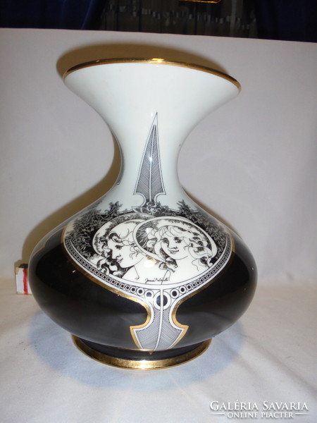 Hollóházi Jurcsák /Szász Endre/ öblös váza - nagy méret - 24 cm