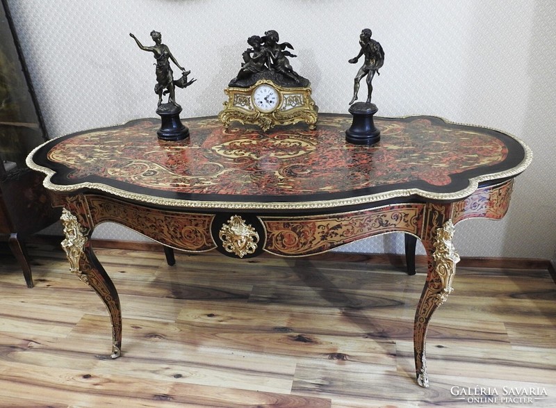 Boulle Stílusú Íróasztal cca. 1850-es évek, Tűzaranyozott bronz díszítésekkel, intarziás berakással!