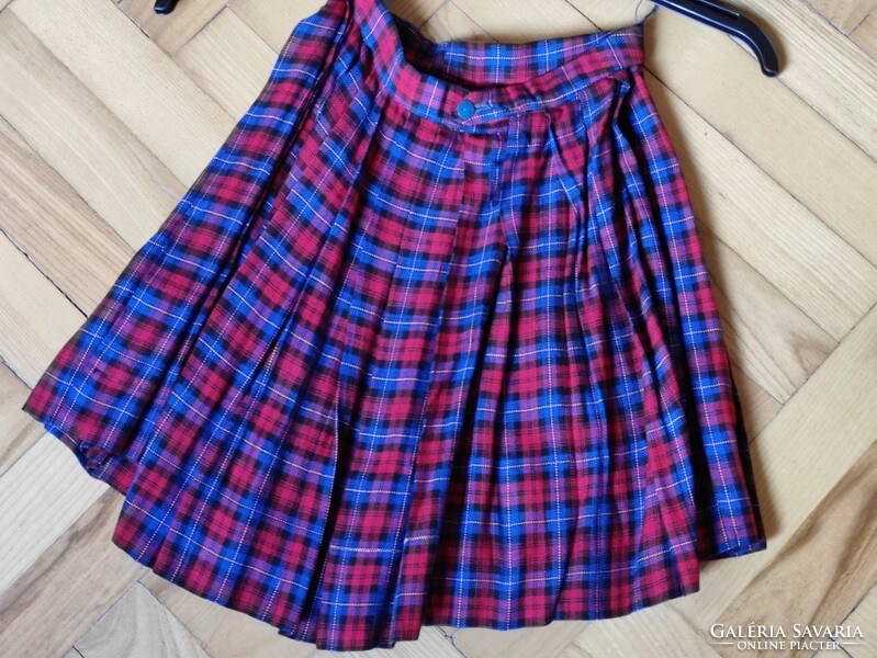 Adorable Scottish Plaid Retro Girl Set with Vest and Ruffled Skirt, Gift from American Aunt from the 1970s
