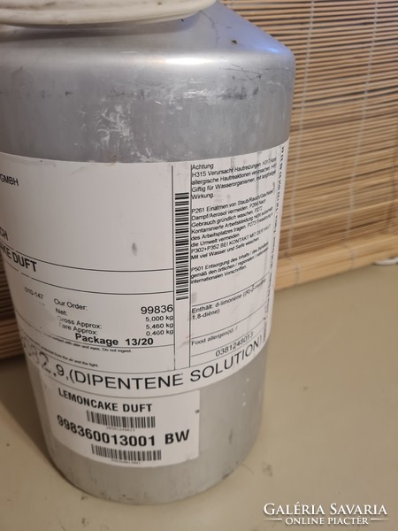 Red-Bull illat is.- illat olajok eladó Kokusz Citrom  és sok más
