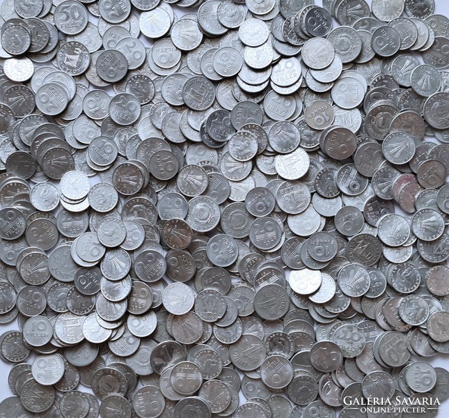 Fillér - Forint lot, 650 db, 10 - 20 - 50 Fillér - 1 Forint. Nagyrésze verdefényes.