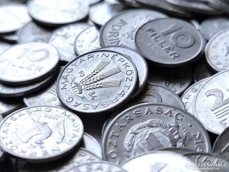 Fillér - Forint lot, 650 db, 10 - 20 - 50 Fillér - 1 Forint. Nagyrésze verdefényes.