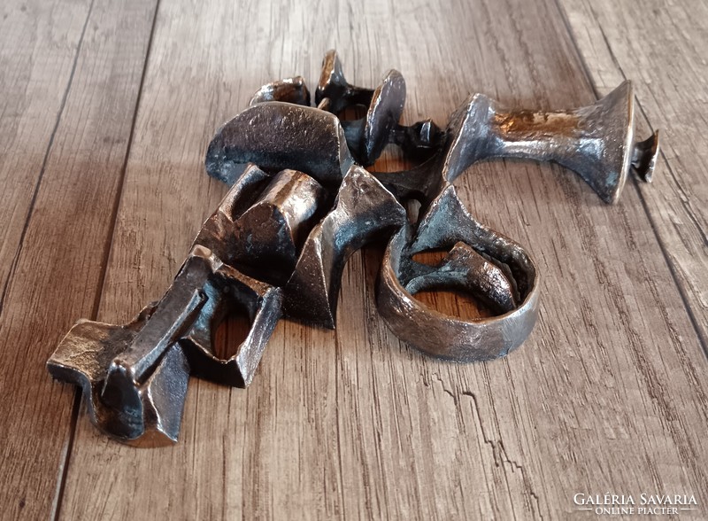 Muharos Lajos bronz revolver falidísz