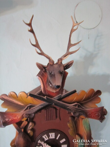 Fekete erdei kakukkos óra