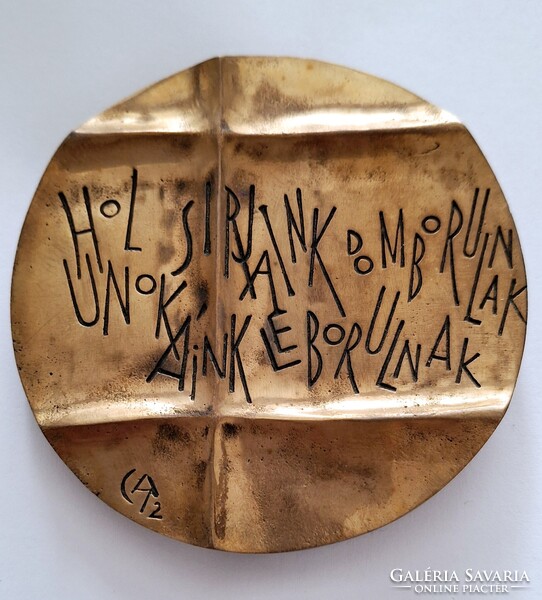Petőfi Sándor Plakett (Czinder Antal) "hol sírjaink domborulnak..." Bronz, 67 mm-es saját dobozában