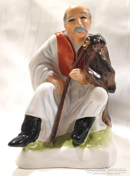 AQUINCUM HATALMAS JUHÁSZ SZOBOR 23 CM X 15 CM