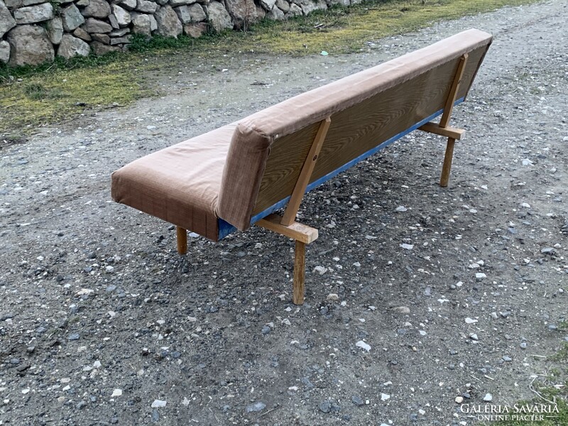 Mid-century sofa designed by Miroslav Navrátil, 1960´s legmenőbb retro szófa kanapé ágy heverő