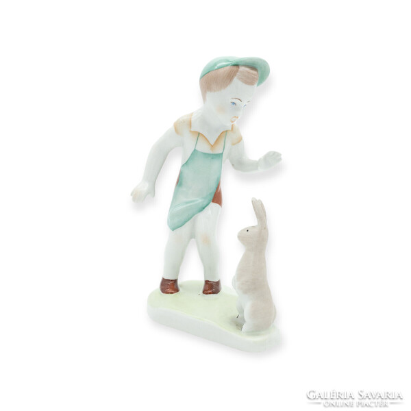 Kisfiú nyuszival (Kis kertész) (102765)