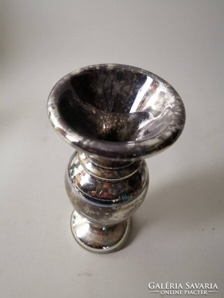 SZAKÍTOTT, FONCSOROZOTT HUTAÜVEG VÁZA