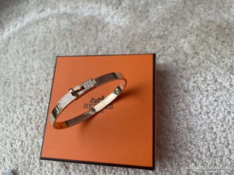 Eredeti Hermés Kelly gyémánt arany karkötő 16.800 $