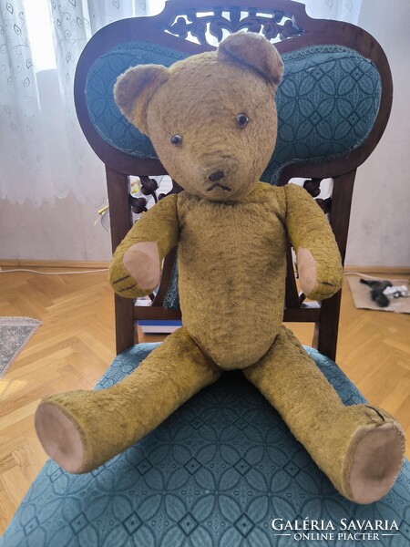 Misu Maci a nevem a mézet nagyon szeretem,Teddy mackó régi szalma töltelékes. Videó !