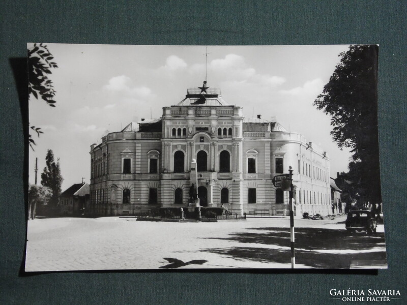 Képeslap,Mezőberény,Tanácsháza,Főutca,emlékmű látkép,részlet,1963-